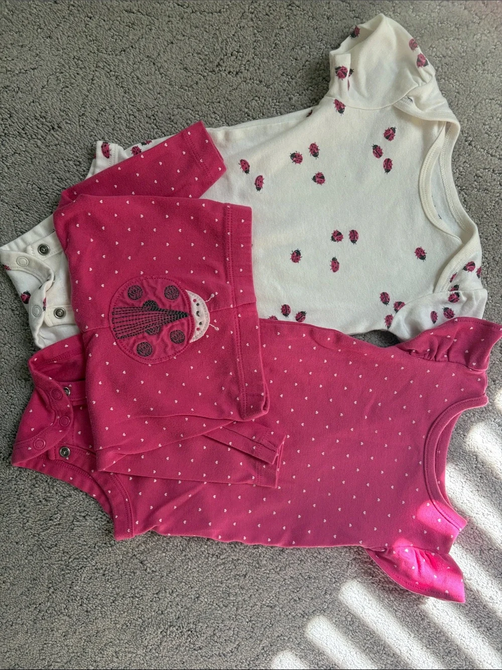 Carter's size 6 month bundle - Picture 2 of 8